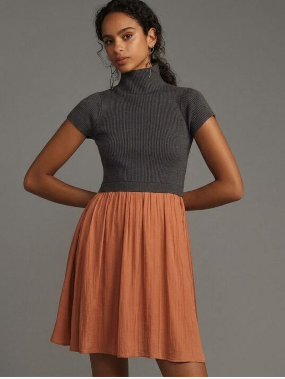 ANTHROPOLOGIE THEA TWOFER DRESS GREY CORAL RIBBED KNIT PLEATED MIDI DRESS SZ L